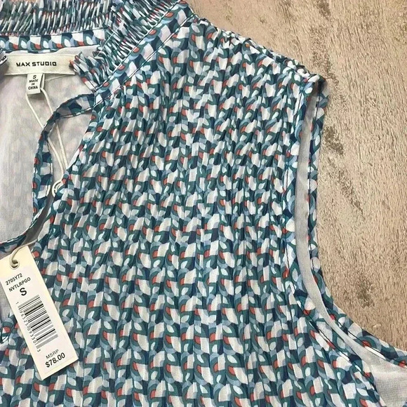 Max Studio blouse, NWT, size Small. - Picture 5 of 7